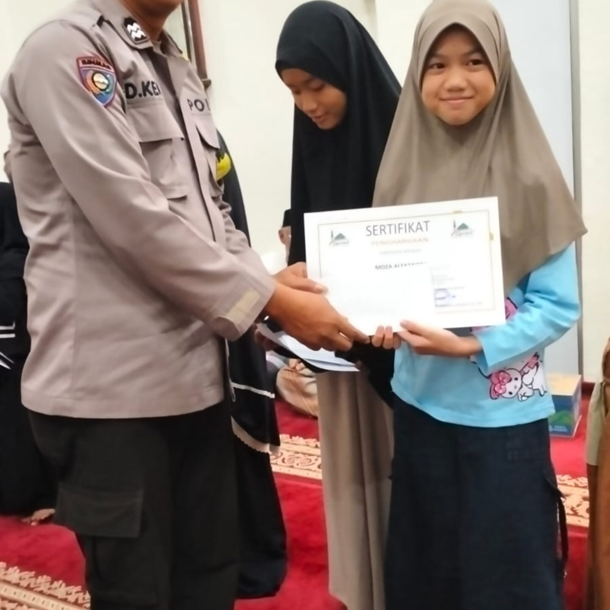 Peringatan Nuzulul Qur’an, Bhabinkamtibmas Polsek Bukitraya Pererat silahturahmi Berikan Himbuan Kamtibmas